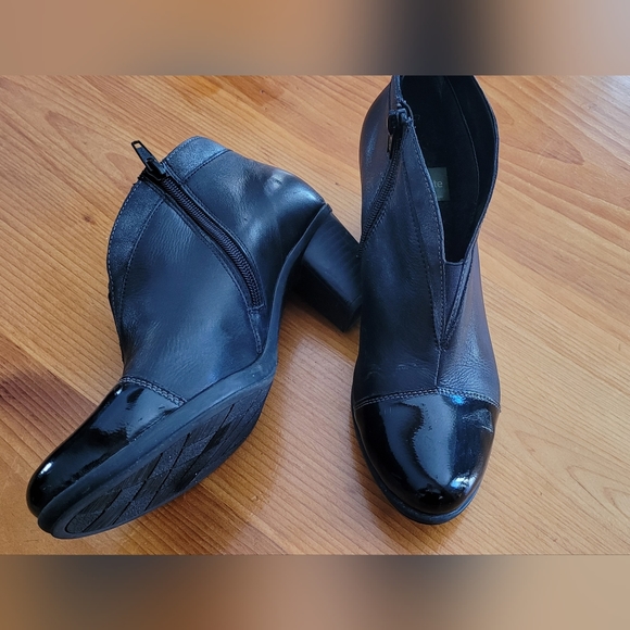 Women's Remonte Lined Short Boots - Picture 5 of 9